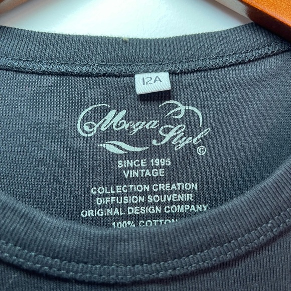 Little Miss Lyon Vinrage Black T-Shirt kids 12 years - Picture 3 of 4